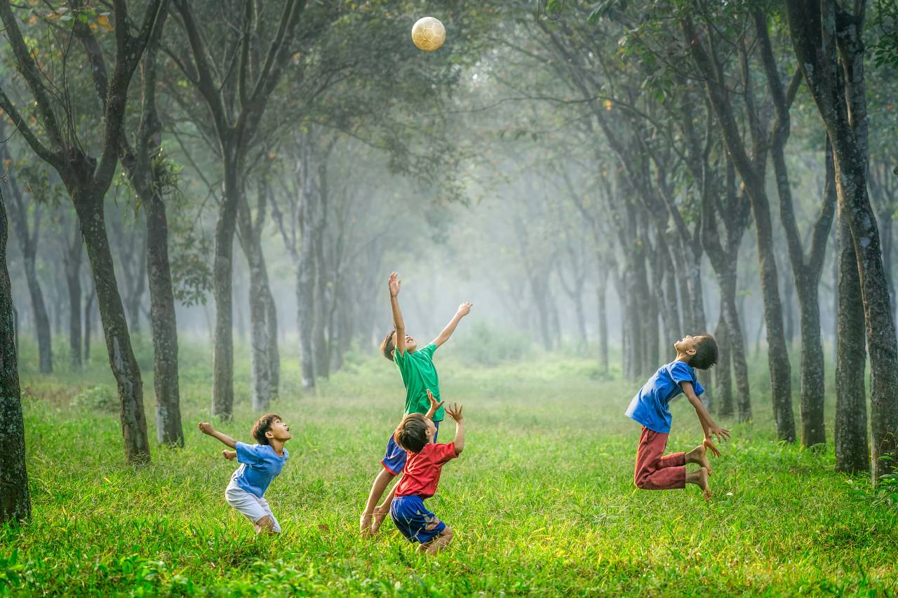 kids playing